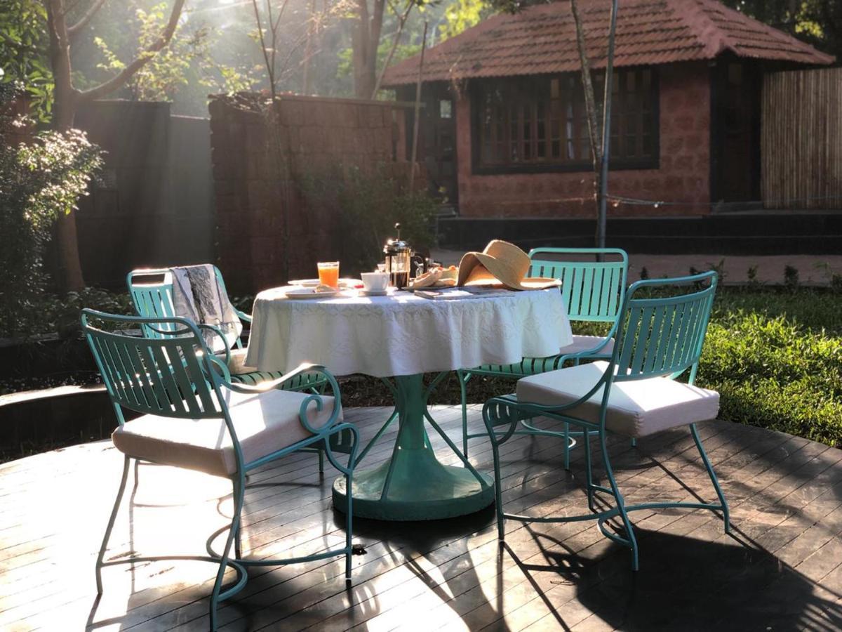 The Postcard Moira, Goa Hotel Tivim Exterior photo