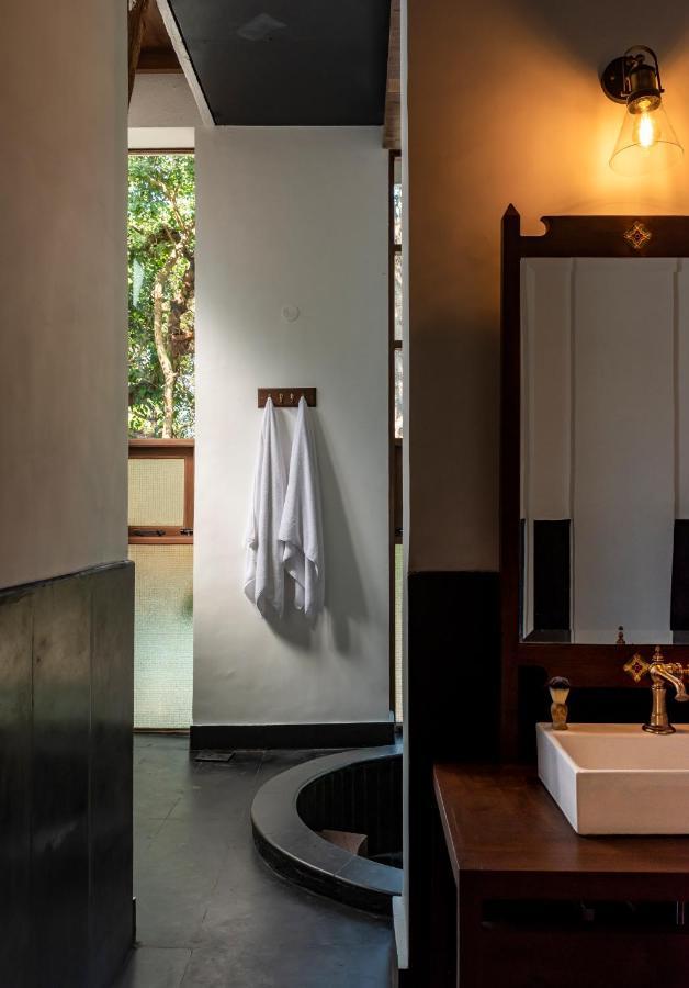 The Postcard Moira, Goa Hotel Tivim Exterior photo
